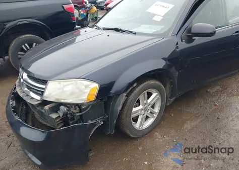 2011 Dodge Avenger Mainstreet z USA, uszkodzony, nr VIN 1B3BD1FB3BN528215